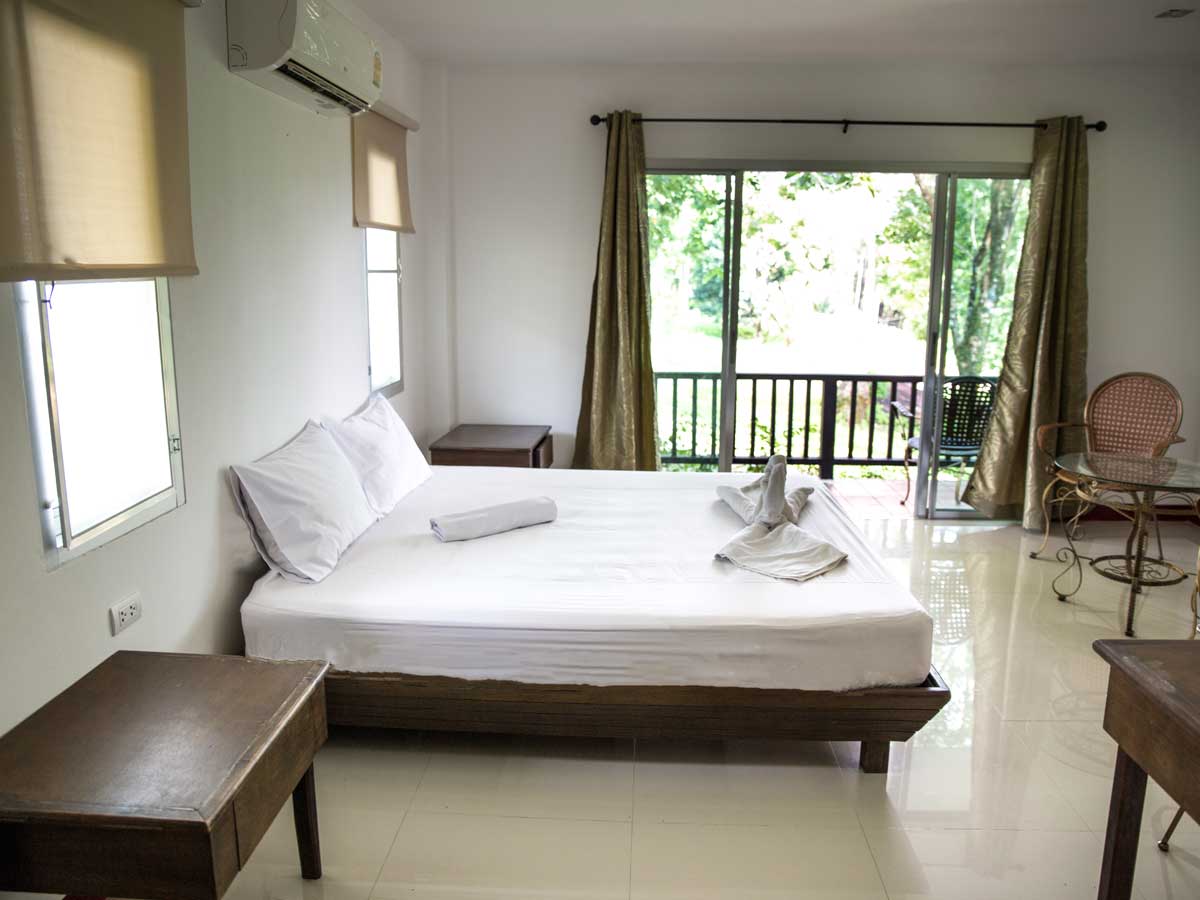 Khao Lak Bungalows